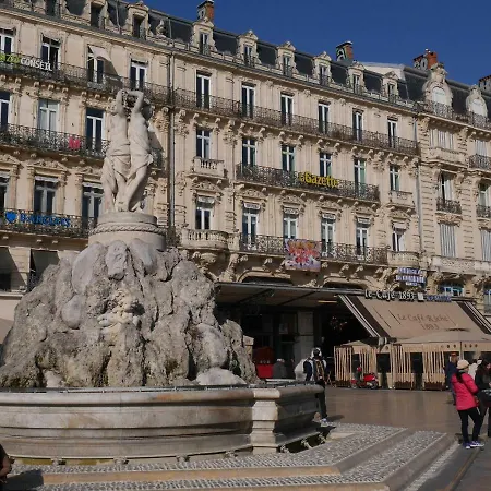 Le Comedien - Climatisation Place De La Comedie